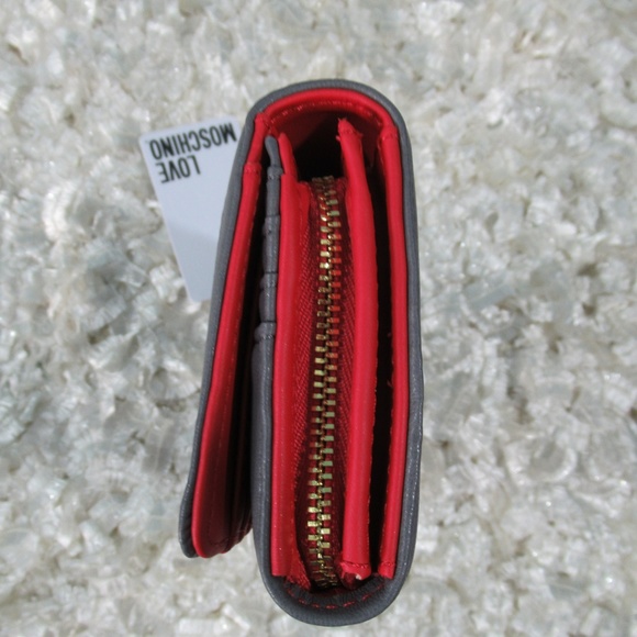 Love Moschino Gray Quilted Tri Fold Wallet - Picture 6 of 7